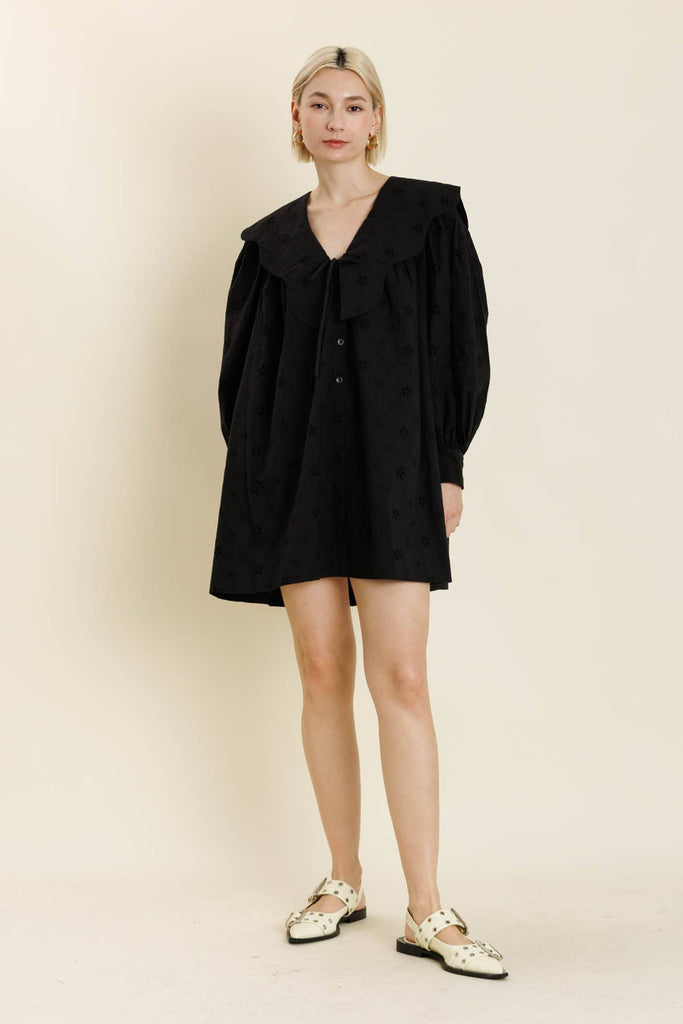 Black scallop collar mini dress