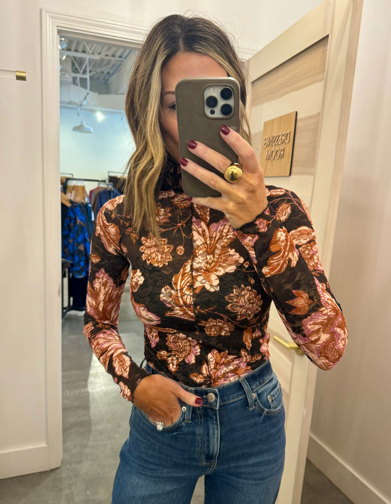 Floral lace top IT13278