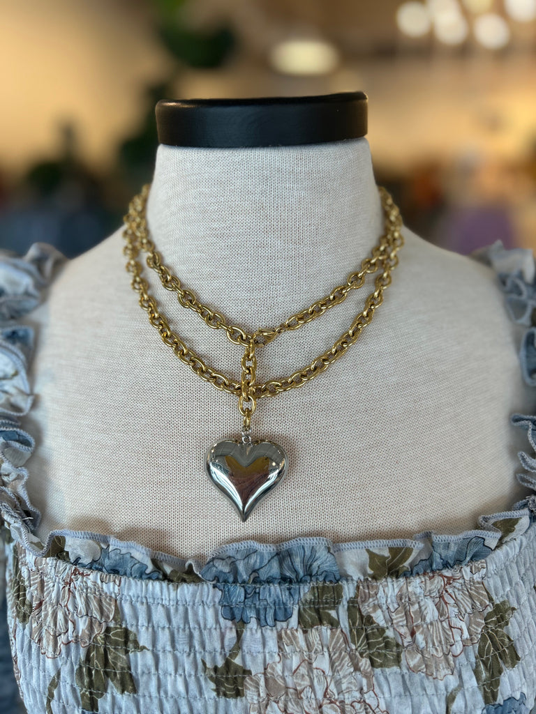 WRAP HEART NECKLACE