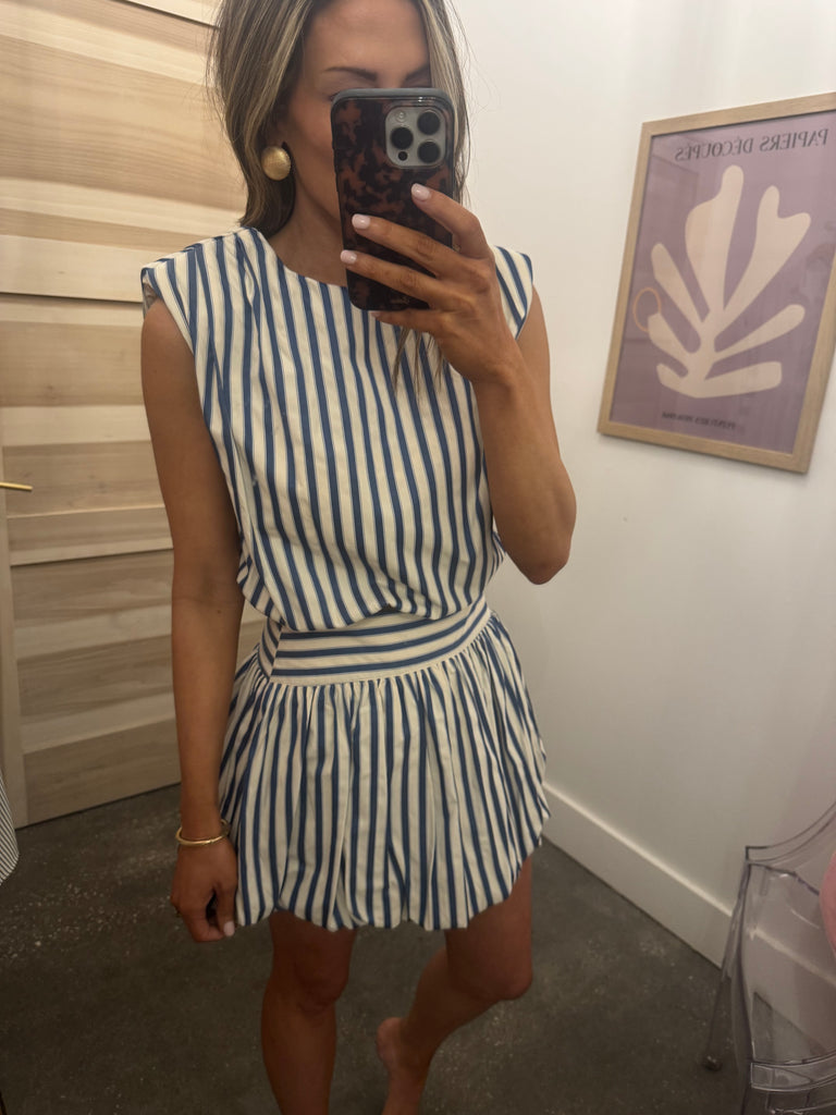 Stripe round neck top
