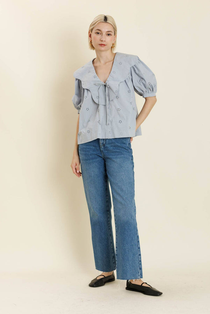 White scallop collar top