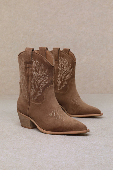 Claire boots
